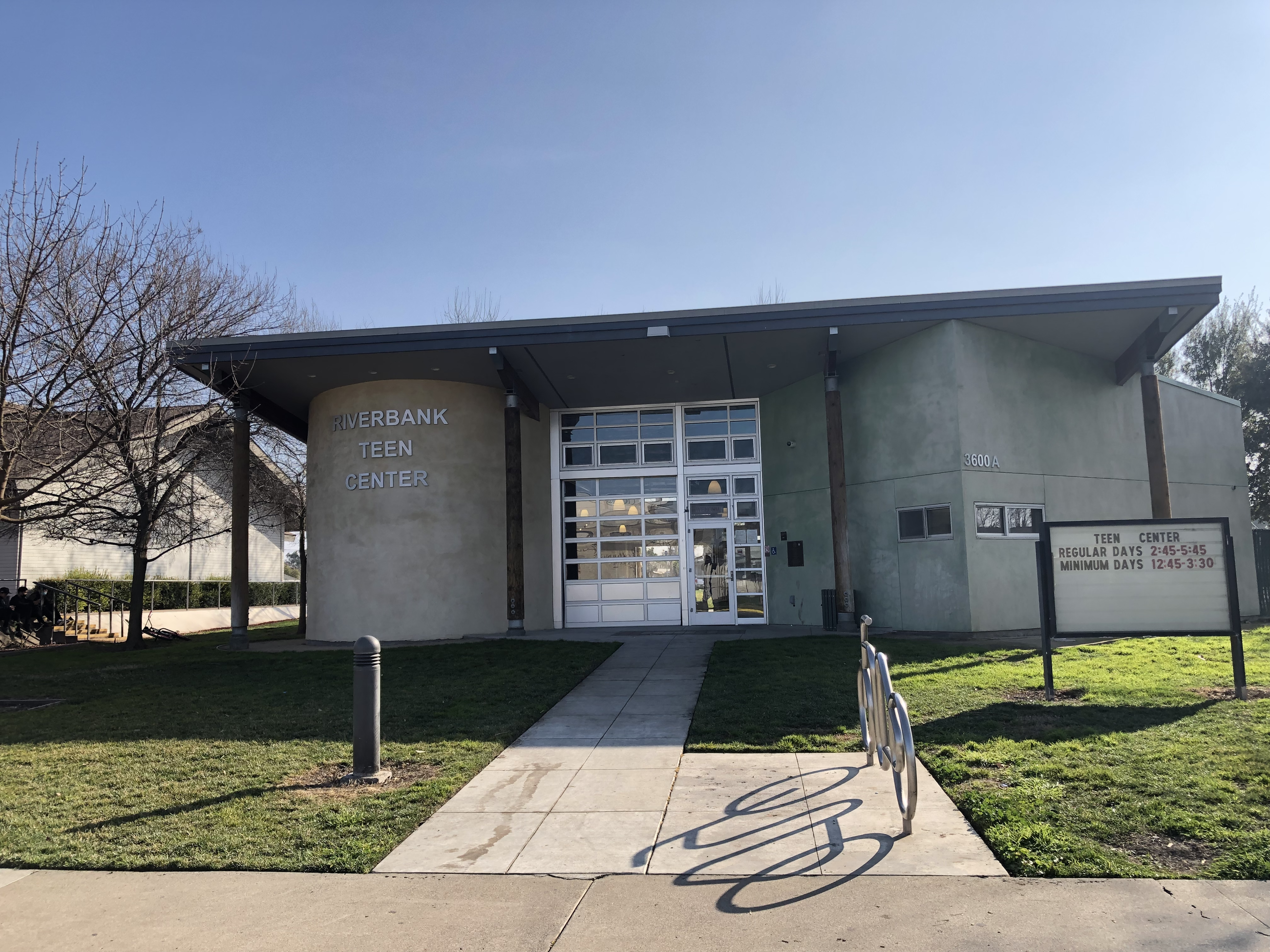 1DE8E93B-EFE1-40DF-9C76-B656E340FA75-L0-001